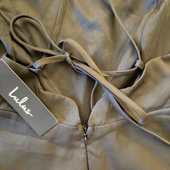 NWT Lulu’s Black Play on Curves Backless Skater Dress with Scalloped Hem, Size S - Picture 7 of 8